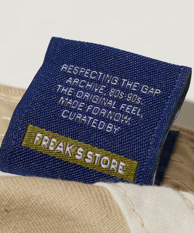 GAP × FREAK'S STORE / 刺繡LOGO六片式棒球帽（日本聯名限定）