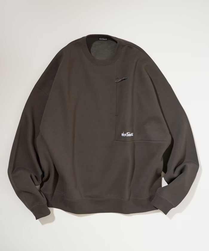 WILD THINGS × FREAK'S STORE / 小標 拉鍊口袋 圓領衫（日本聯名限定）