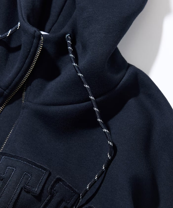 Reebok × NAUTICA / 拱形LOGO空氣層拉鍊連帽外套（日本聯名限定）