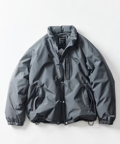 +phenix × FREAK'S STORE / GORE-TEX WINDSTOPPER 立領按釦羽絨外套（日本聯名限定）