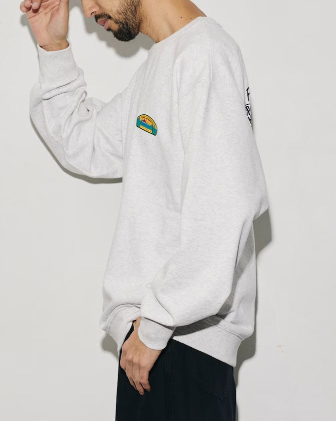 Coleman × FREAK'S STORE / 鱒魚釣具背印 圓領衫（日本聯名限定）