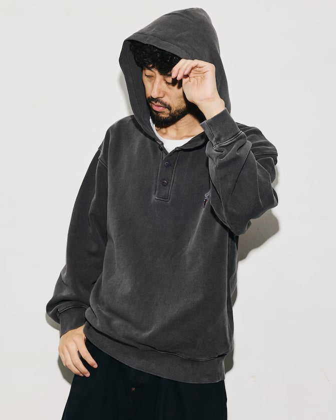NBA × FREAK'S STORE / 球隊插畫背印 亨利領連帽衫（日本聯名限定）