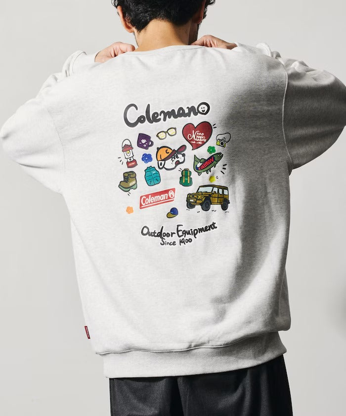 Coleman × kaoyorinakami / 戶外滿版圖案圓領衫（日本聯名限定）