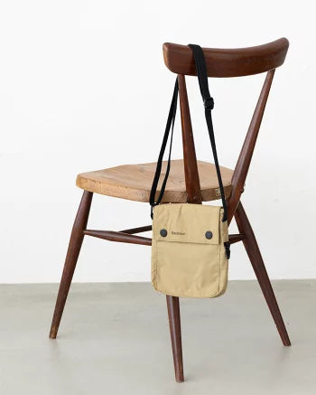 Barbour TRANSPORT / 側背小包